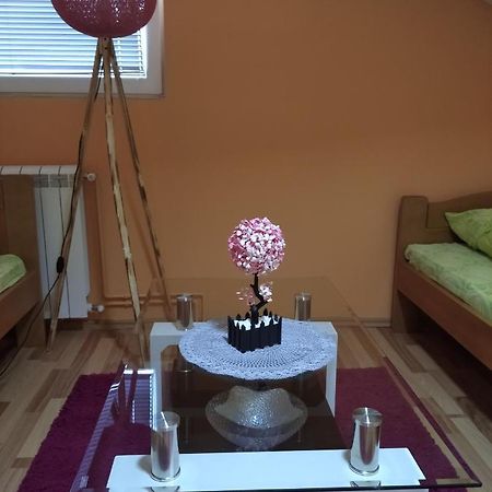 Buric Rooms Nikšić Zewnętrze zdjęcie