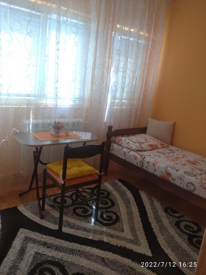 Buric Rooms Nikšić Zewnętrze zdjęcie